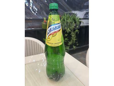 Lemonade with feijoa flavor